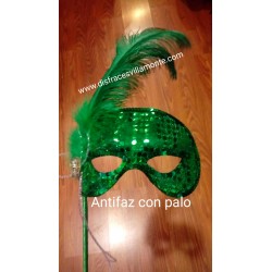 Antifaz Verde,con palo y plumas