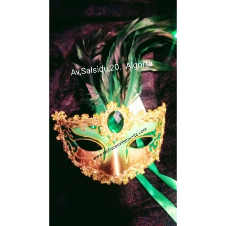 Antifaz veneciano , verde con dorado y plumas