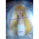 Peluca Rubia Lisa con Flequillo.