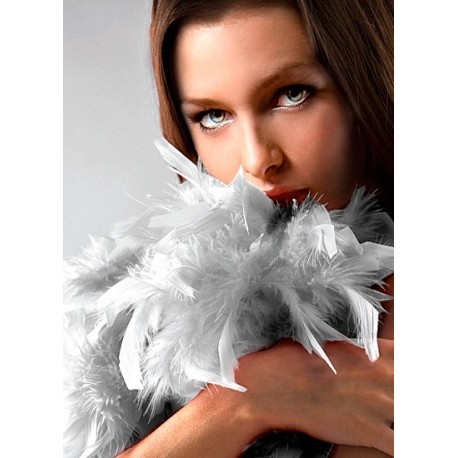 Boa Blanca..Ouch! Seductora