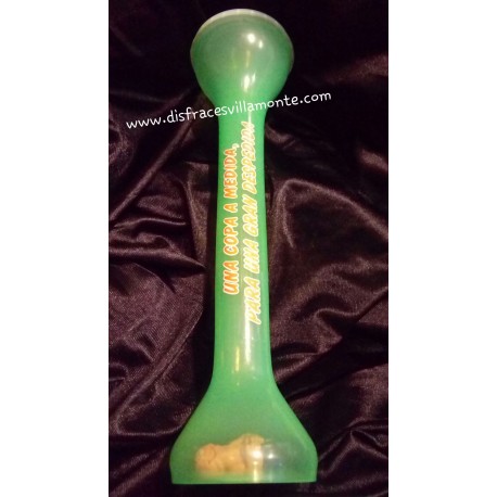 Vaso medidor,color verde..Despedidas.